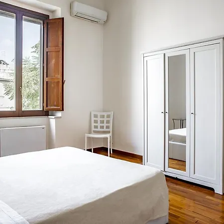 Re Dionisio Con Terrazza By Wonderful Italy Apartmán *